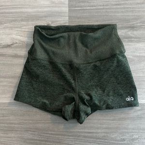 Alo yoga shorts